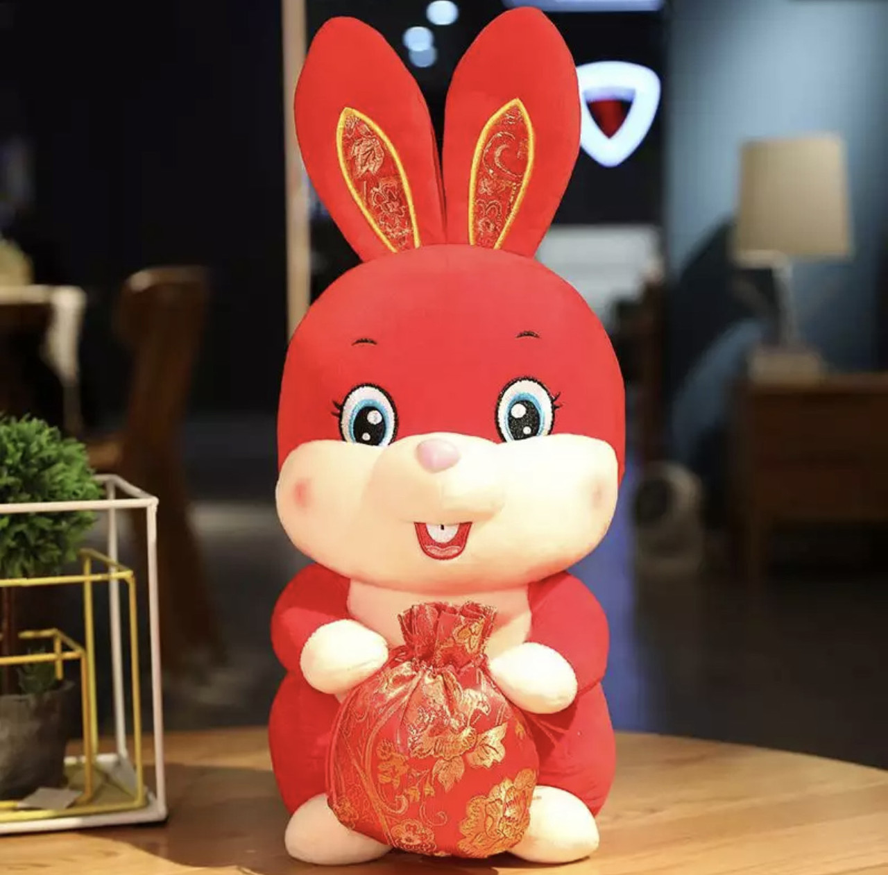 Іграшка Кролик Талісман із мішочком грошей на 2023 рік у Китайському стилі для захисту та процвітання будинку 28 см
