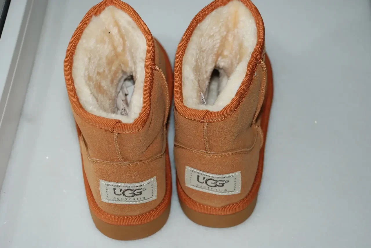 Угги женские замшевые Ugg Australia в 2 цветах. Коричневый, 37 - фото 3 - id-p1215108811