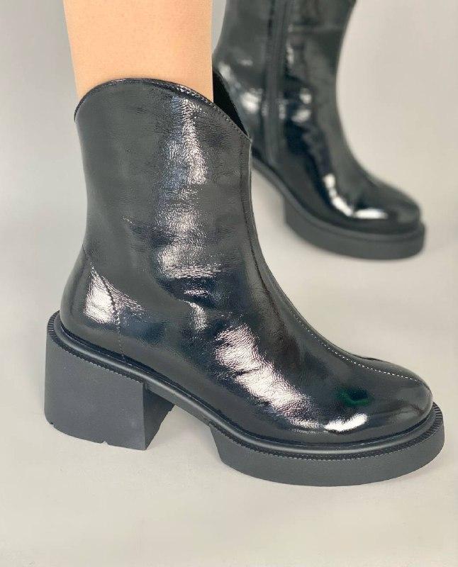Жіночі зимові черевики ShoesBand Бежеві натуральні шкіряні всередині напіввовна 39 (25 см) (Ѕ89051з)