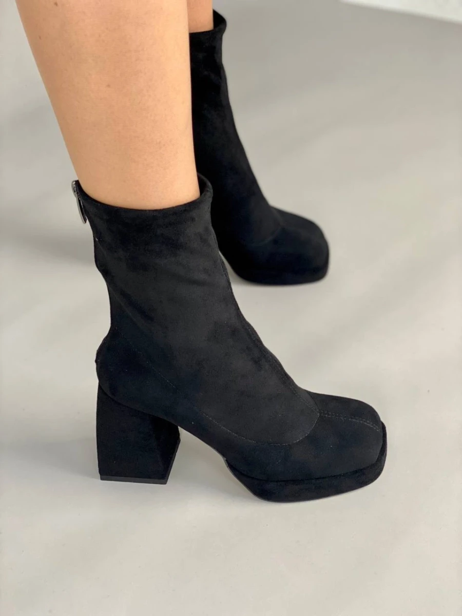 Жіночі демісезонні черевики ShoesBand Чорні високоякісний велюр всередині підкладка екокожа 39 (25 см) (Ѕ99201д)