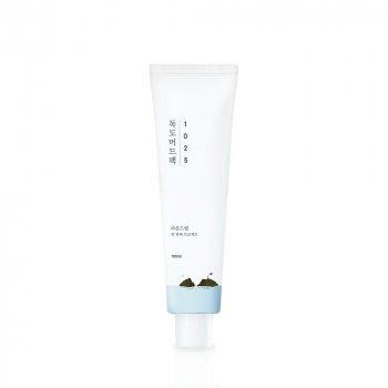 Глиняна маска ROUND LAB 1025 Dokdo Mud Pack