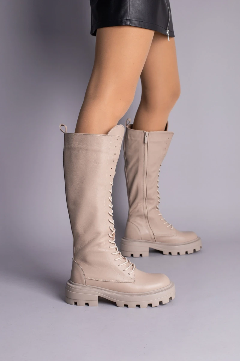 Жіночі демісезонні чоботи ShoesBand Бежеві натуральні шкіряні на середню/широку стопу всередині байка 41, фото 1