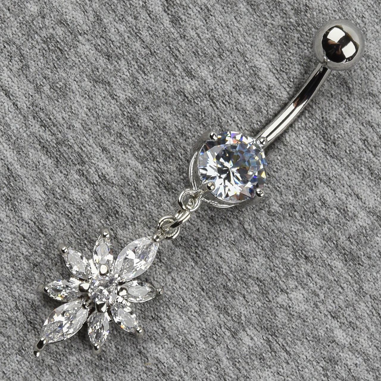 Сережок банан у пупок сріблястий із медичної сталі від Stainless Steel Квітка довжина штанги 23 мм + підвіска - фото 1 - id-p1720800732