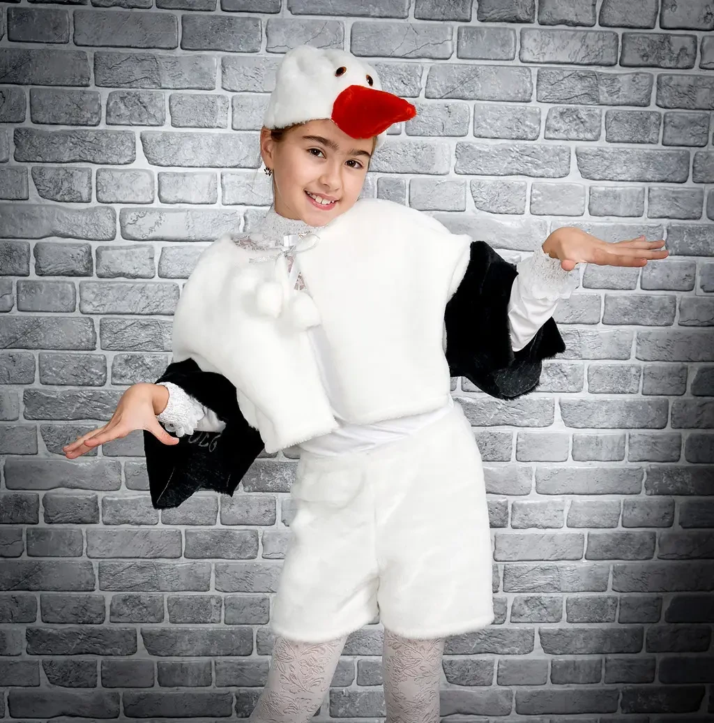 Карнавальний костюм лелека дитячий з білого хутра р 32-34