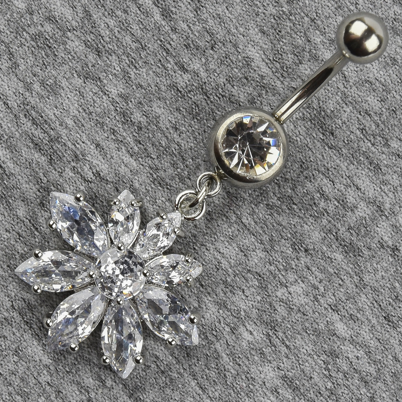 Сережок банан у пупок сріблястий із медичної сталі від Stainless Steel Квітка довжина штанги 23 мм + підвіска - фото 1 - id-p1720822991