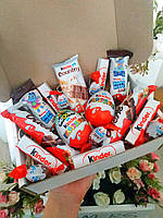 Kinder Sweet Box - Кіндер СвітБокс, Подарунковий набір солодощів Кіндер-сюрприз, Чоко бонс, Солодкий Бокс