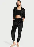 Спортивный велюровый костюм Victoria's Secret Velour Full-Zip Pure Black Graphic оригинал M, фото 3