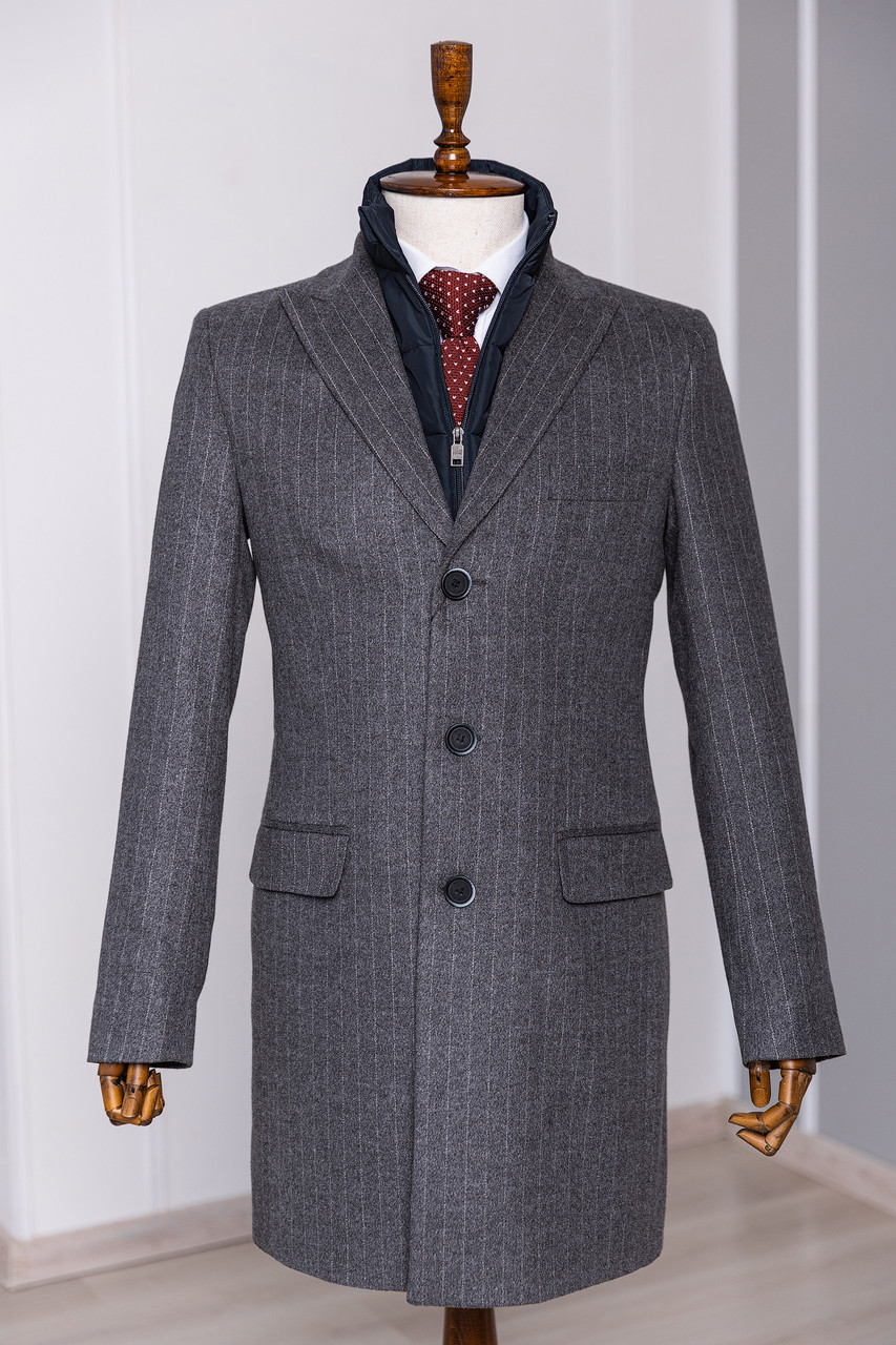 Чоловіче осіннє сіре пальто демісезонне класичне приталене в смужку с коміром, що відстібається
