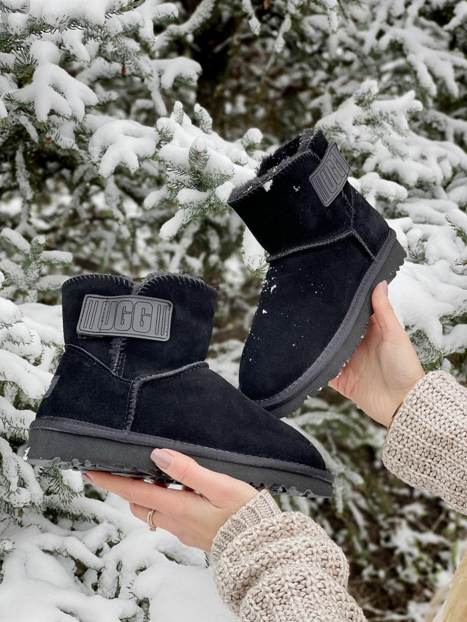 Чоботи уггі жіночі зимові чорні UGG Mini Black Big Logo (09909)