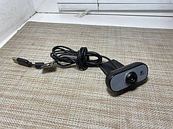 Веб-камера Logitech Webcam C100 V-U0013 без мікрофону
