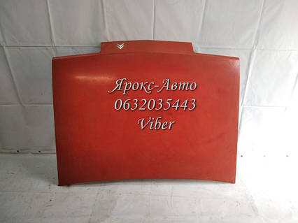 Капот Citroen BX (1985-1994) є тріщини на фото