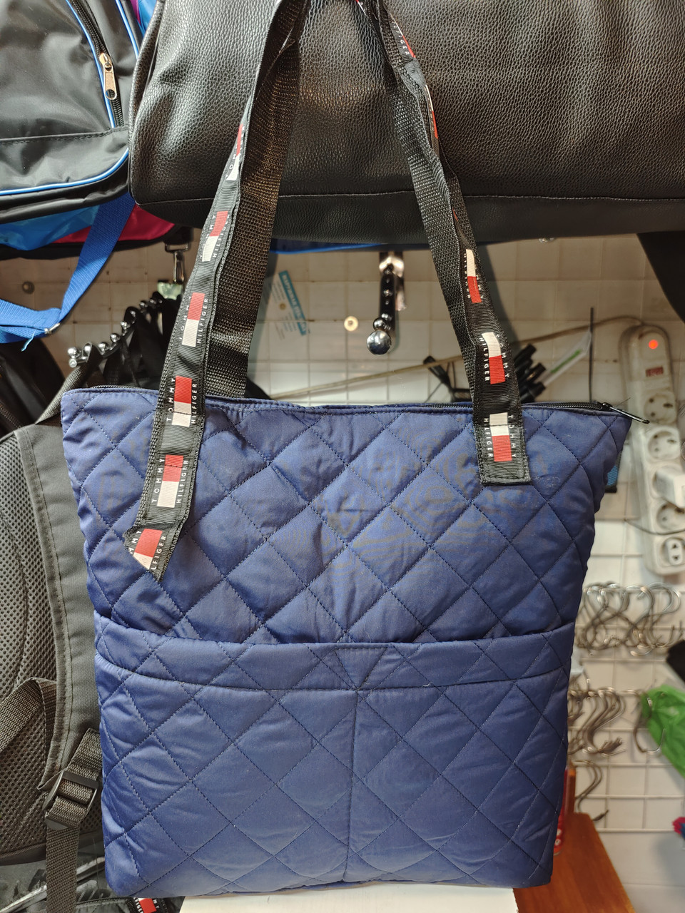 Жіноча сумка стьобана TOMMY HILFIGER якість Ручні сумки стильний тільки ОПТОМ
