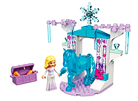 Конструктор LEGO Disney Princess Ельза та крижана конюшня Нокка 53 деталі (43209), фото 3
