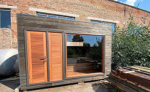 Модульна баня з панорамним вікном 4х2.3м від виробника Thermowood Production