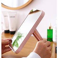 Дзеркало на підставці