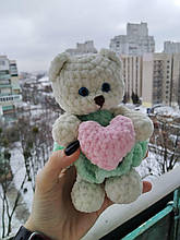 Ведмедик із серцем плюшовий 20 см. Іграшка ручної роботи