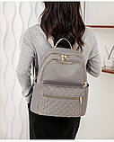 Рюкзак дівчина стьобана заклепка Модний новий фасон Міський рюкзак стильний тільки опт, фото 4