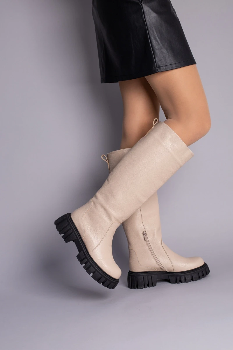 Жіночі демісезонні чоботи-труби ShoesBand Бежеві натуральні шкіряні всередині байка 36 (23 см) (S55891-2д), фото 1