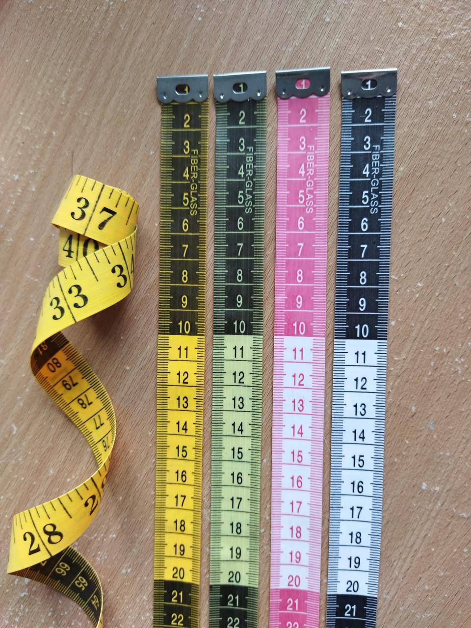 Сантиметр кравецький з кольоровими поділками 150 см/20 мм, фото 1