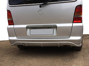 Накладка на задній бампер (під фарбування) Mercedes Vito W638 1996-2003 рр. AUC Тюнінг заднього бампера Мерседес