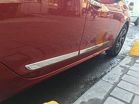Молдинг дверний (4 шт., неірж) Peugeot 208 2012-2019 рр. AUC Накладки на кузов Пежо 208