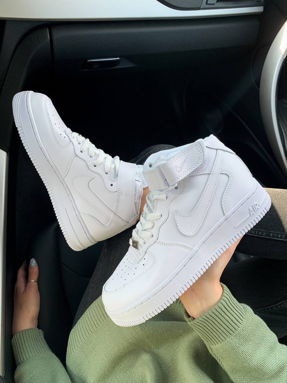 Женские кроссовки Nike Air Force 1 high mid white / Найк Аир Форс высокие белые + ПОДАРОК - фото 4 - id-p1722900476