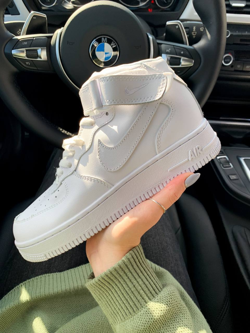 Женские кроссовки Nike Air Force 1 high mid white / Найк Аир Форс высокие белые + ПОДАРОК - фото 6 - id-p1722900476