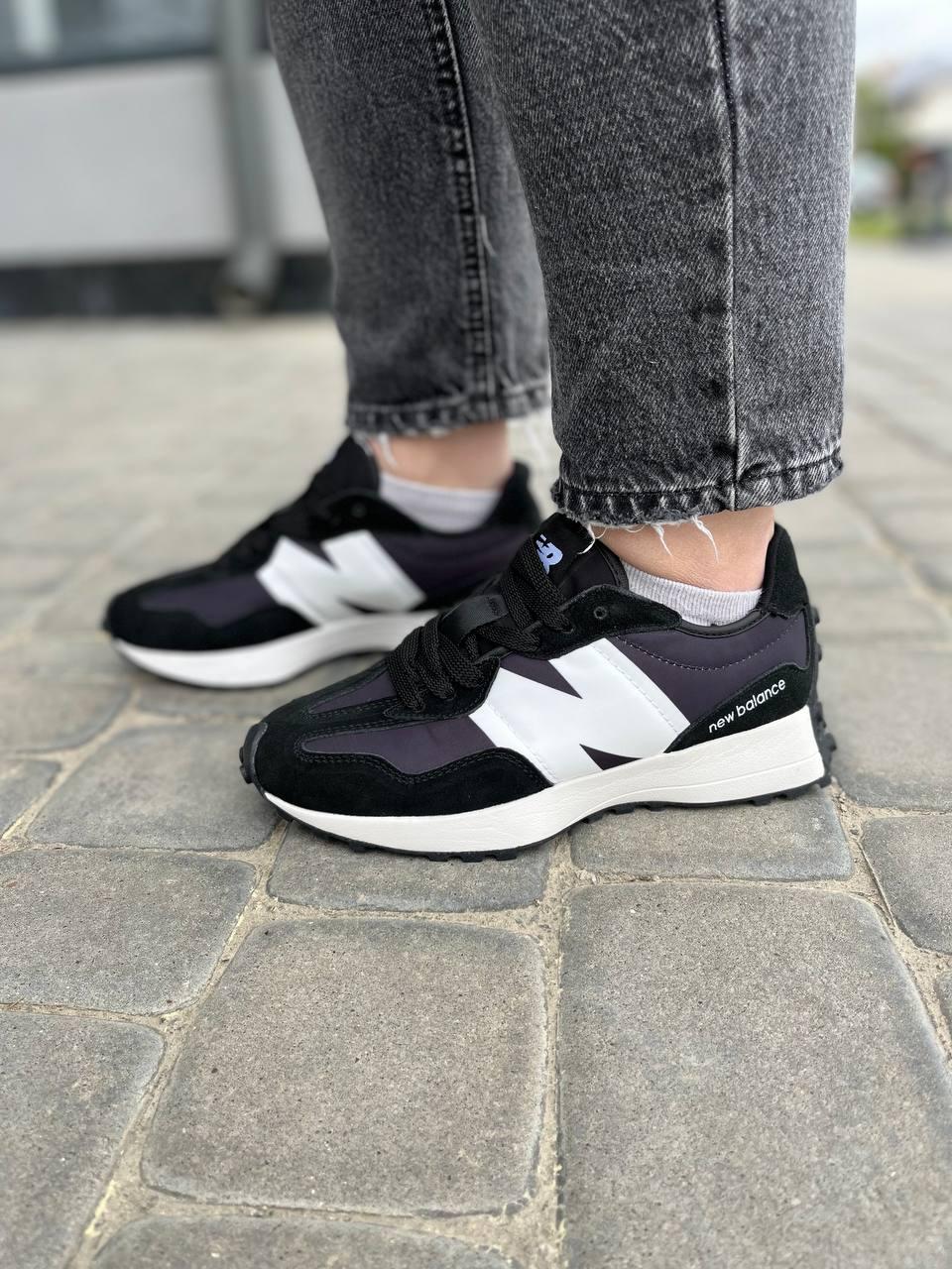 New Balance 327 Black White 3 - фото 1 - id-p1722901008