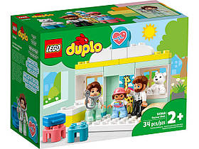 Конструктор LEGO DUPLO Візит лікаря 34 деталей (10968)