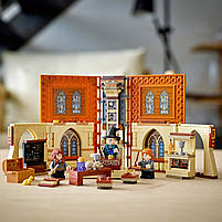 LEGO Harry Potter у Гоґвортсі: заняття трансфігурації 241 деталь (76382), фото 3