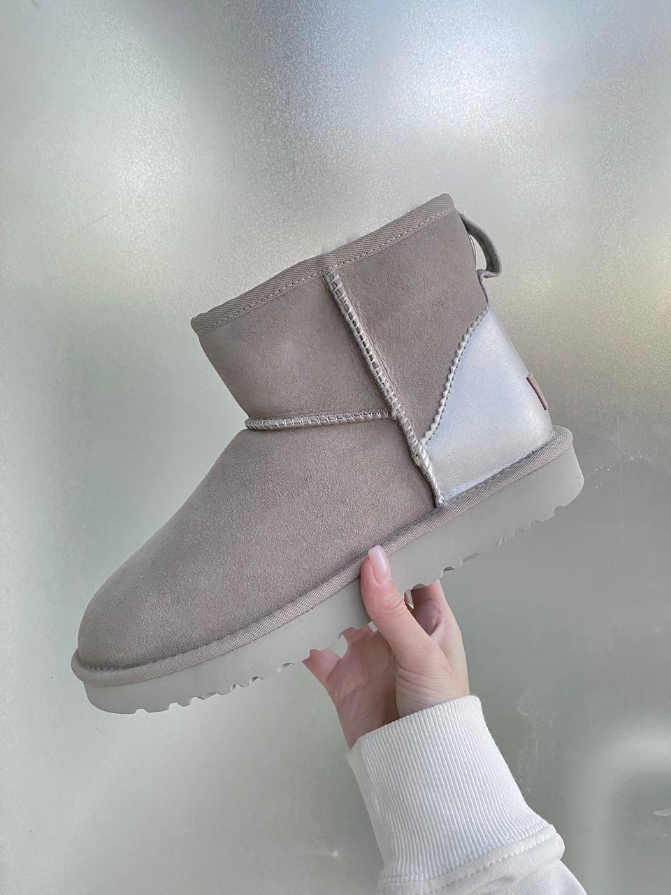 Уггі жіночі зимові бежеві UGG Mini Ash Metallic (04152)
