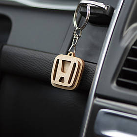 Брелок Honda деревʼяний для авто від WooDoo Ukraine