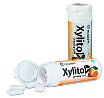Жувальна гумка із ксилітолом Miradent Xylitol chewing gum Свіжі фрукти 30 шт