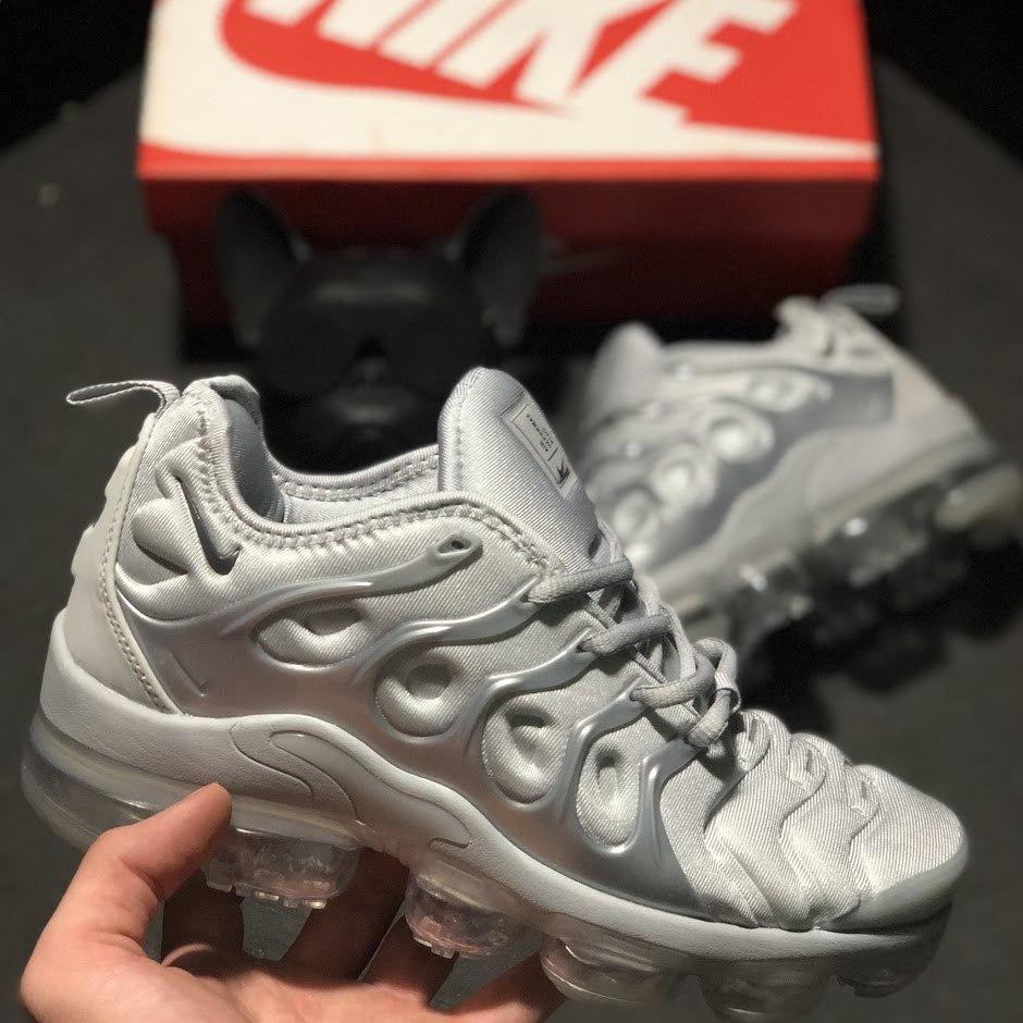 Nike Air VaporMax Plus Silver