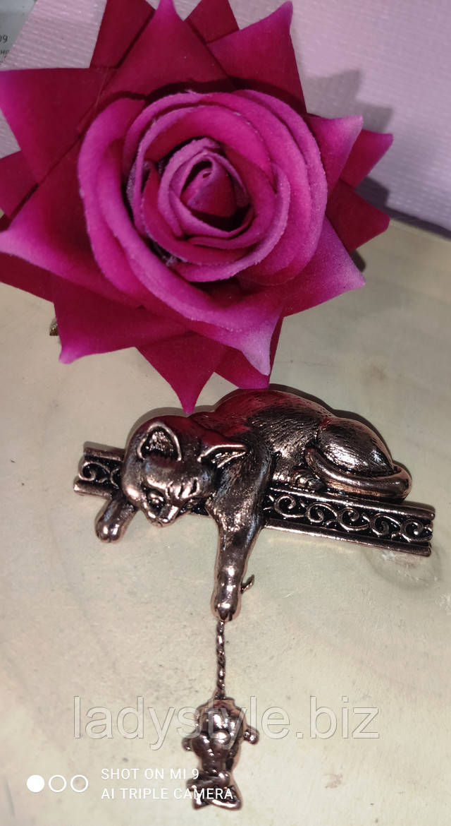 Брошка кошка с мышкой