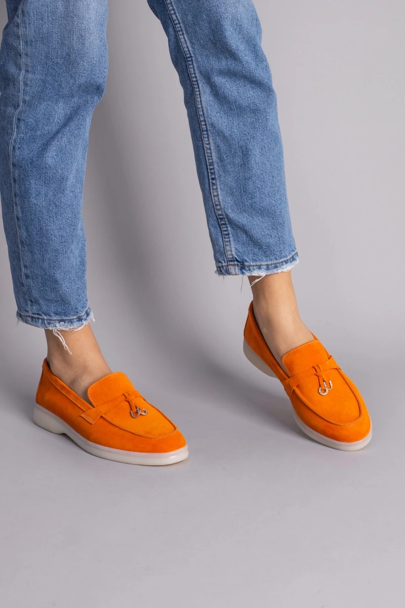 Жіночі демісезонні лофери ShoesBand Жовтогарячі натуральні замшеві на вузьку/середню стопу всередині