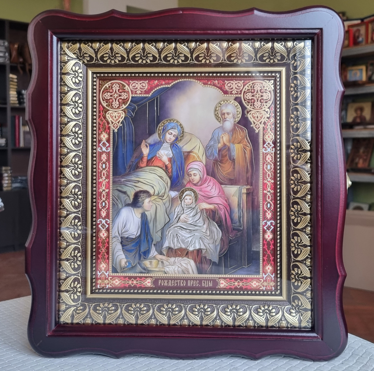 Аналойна ікона Різдво Христове, двунадесяті свята в темному фігурн. кіоті, розмір кіота 35*31,сюжет 20*24,