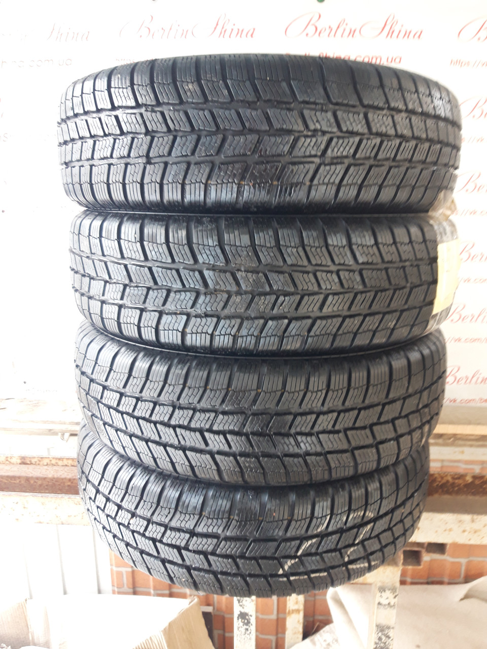 Комплект зимніх шин 175/65/15 BarumPolaris3,2016рік,з Германії без пробігу по Україні