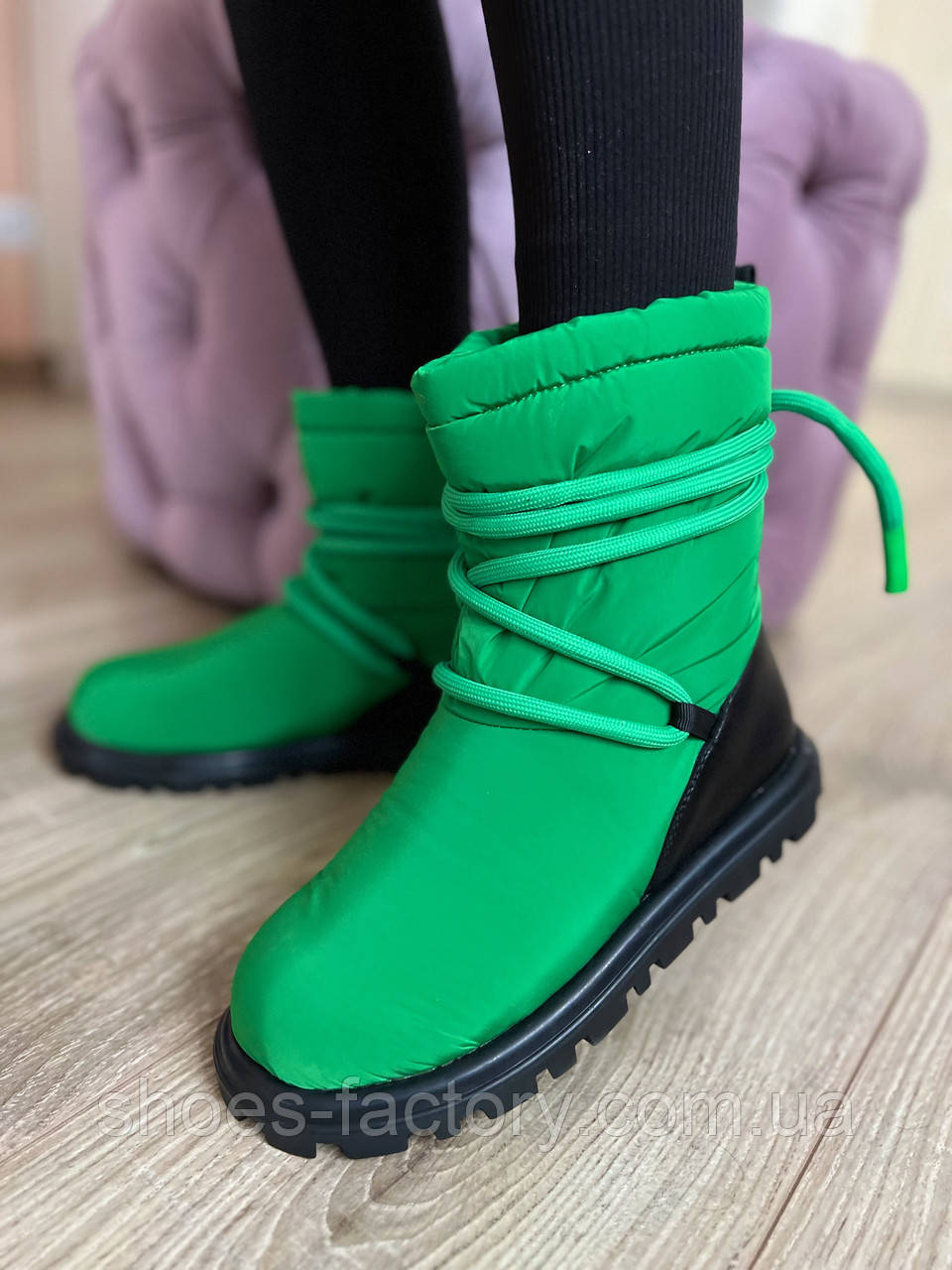 Дутики уги зимові на хутрі 2023 зелені 39р.