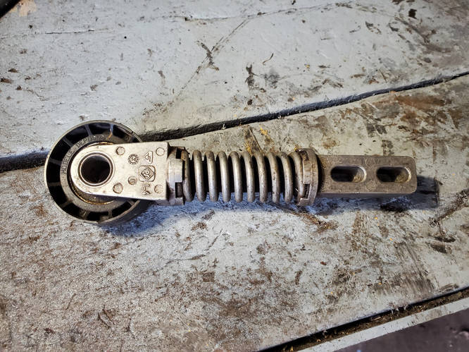 Купить 8200230958 Механизм натяжения ремня, цепи Renault Scenic Megane ...