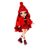 Лялька RAINBOW HIGH серії Winter Break РУБІ АНДЕРСОН / Rainbow High Winter Break Ruby Anderson – Red Fashion Doll and Playset with, фото 3