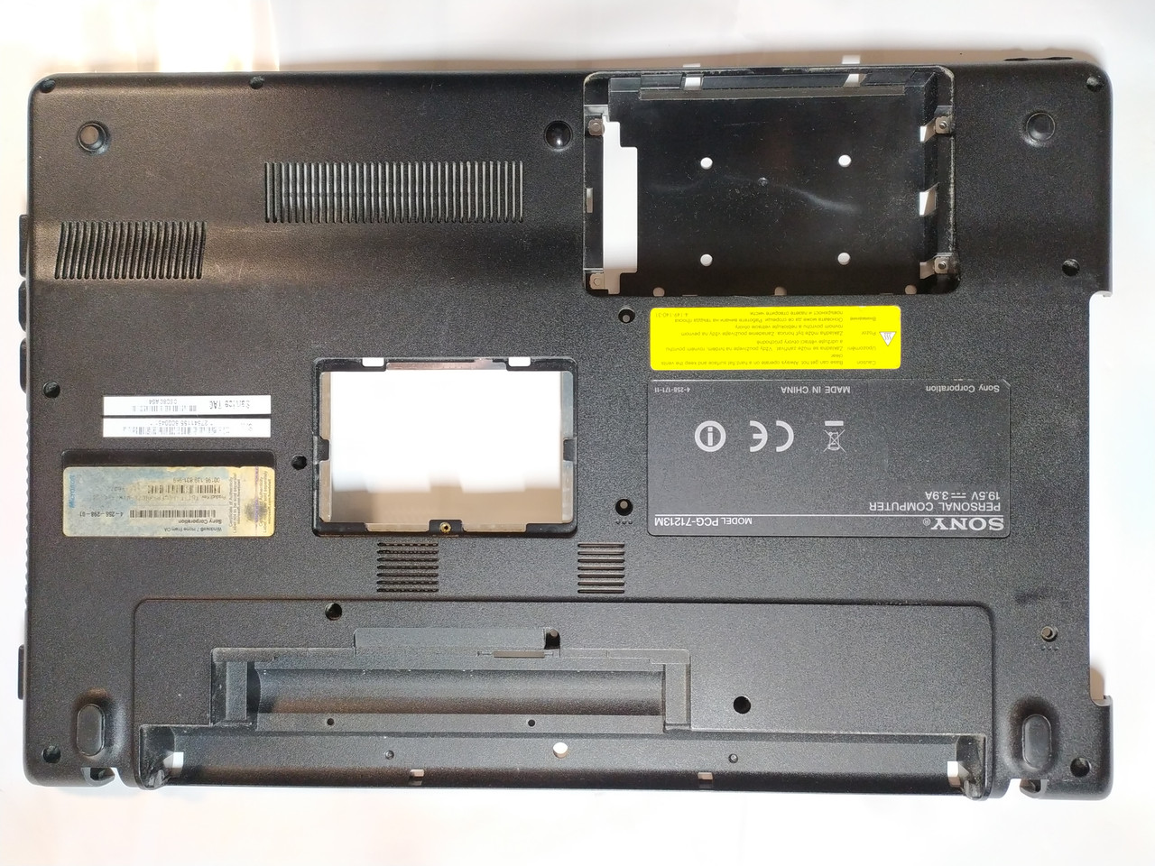 SONY VAIO VPCEB PCG-71213M Корпус D (нижня частина корпусу) бу