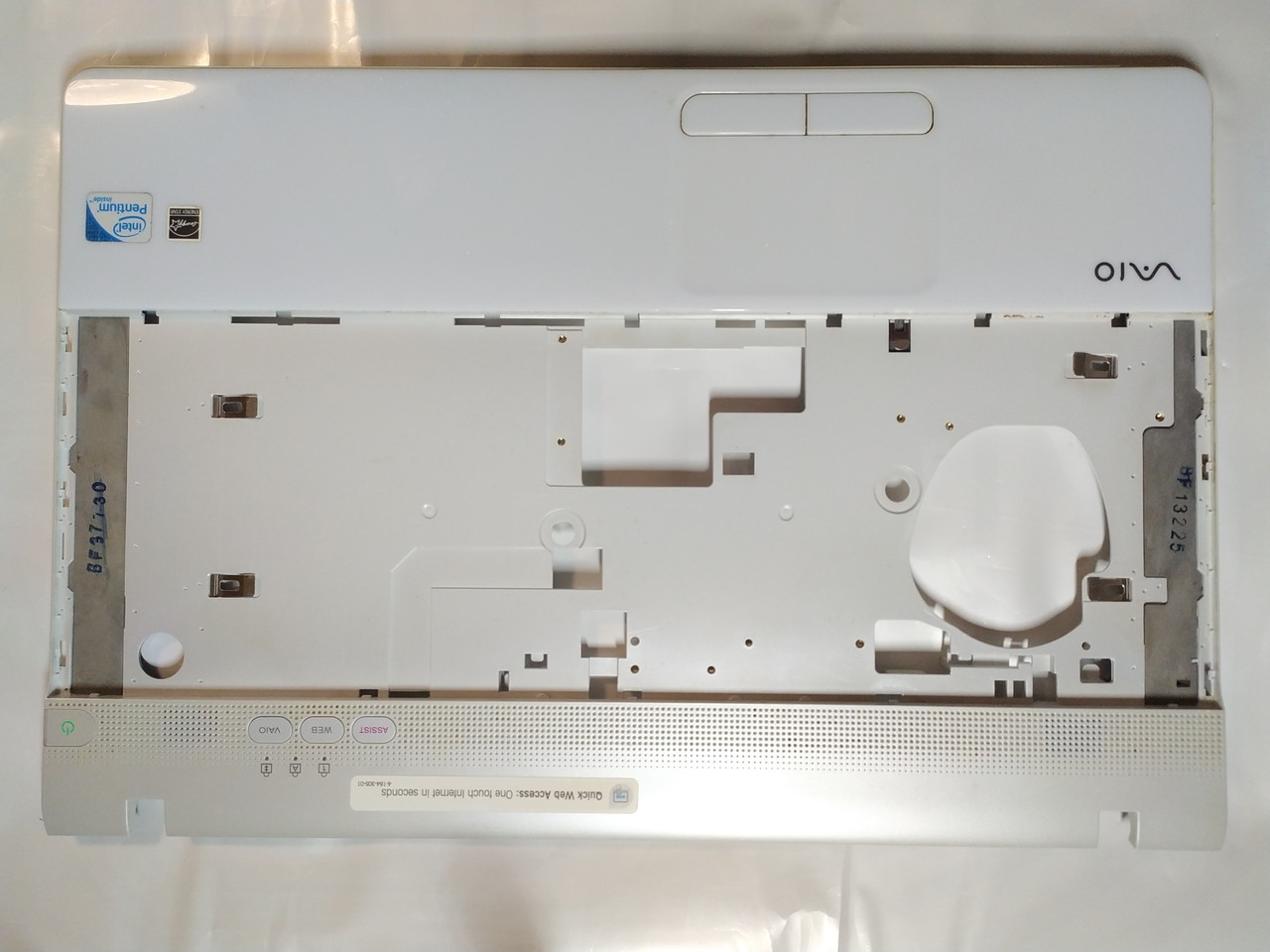 Уцінка! SONY VAIO VPCEB VCE-EB PCG-71213M Корпус C (топкейс, середня частина з тачпадом) бу