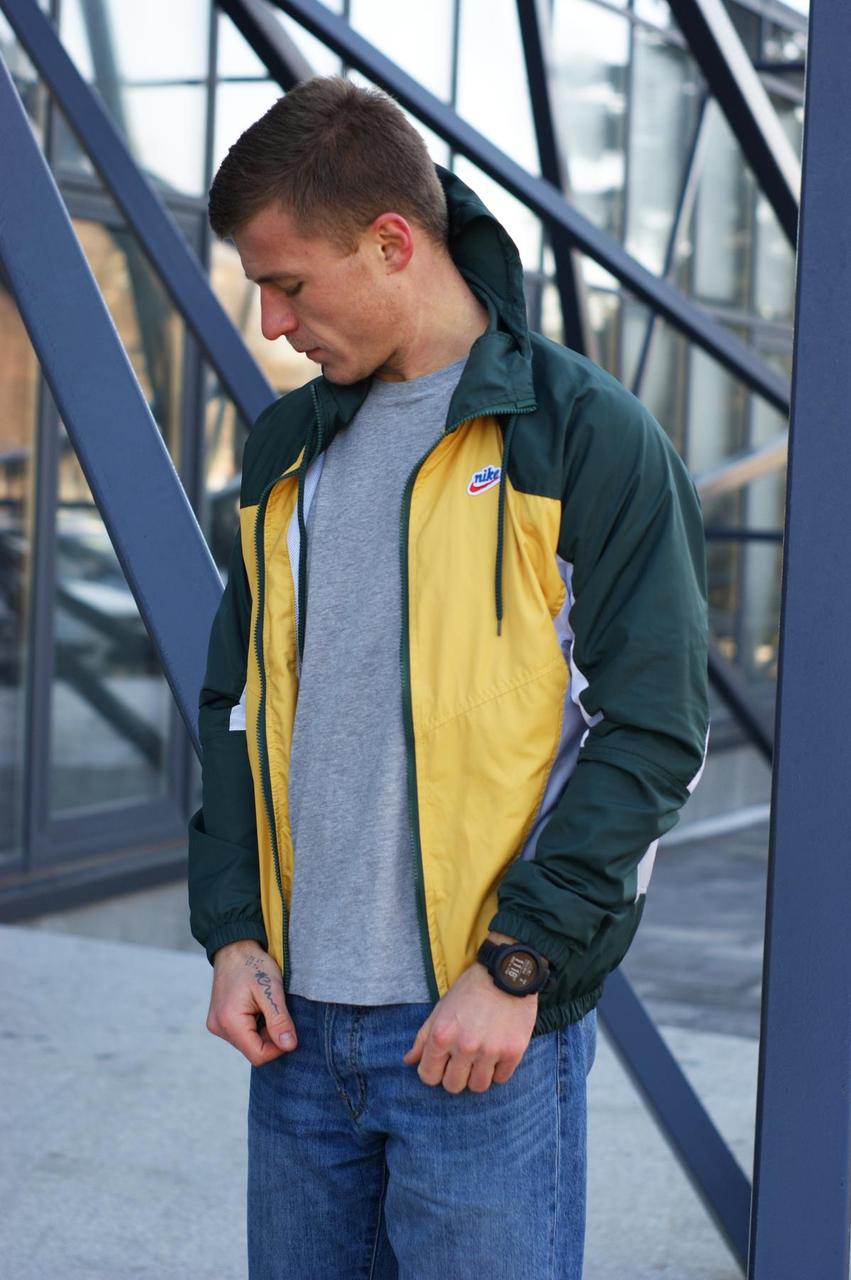Nike heritage deals windrunner jacket
