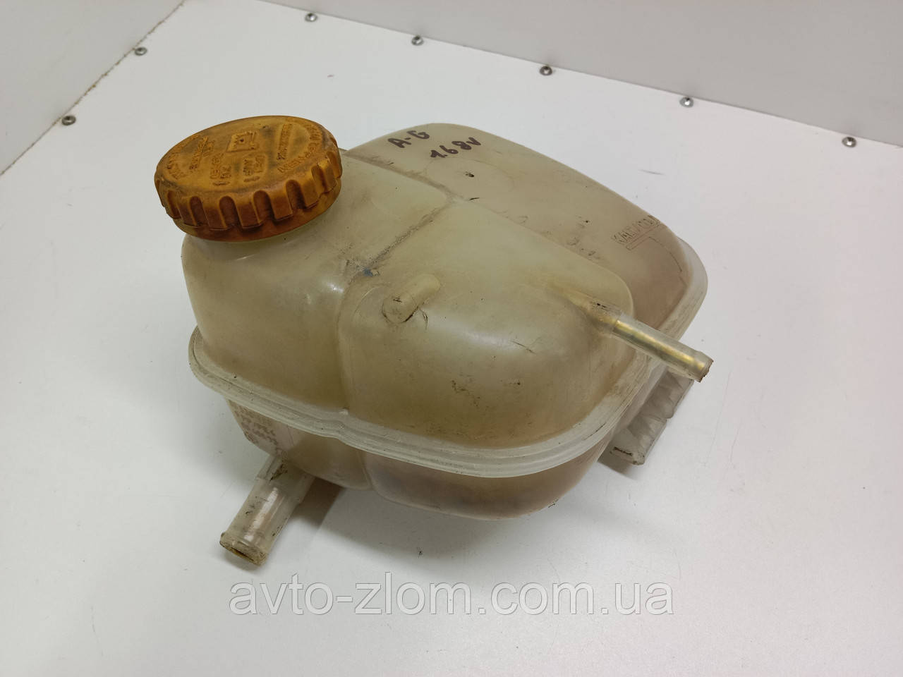 Расширительный бачок Opel Astra G. Опель Астра. 1,6 8V. 90530690., фото 1