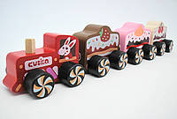 Игрушка деревянная детская разноцветная развивающая поезд на магнитах 4 детали Cubika поезд "Cakes"