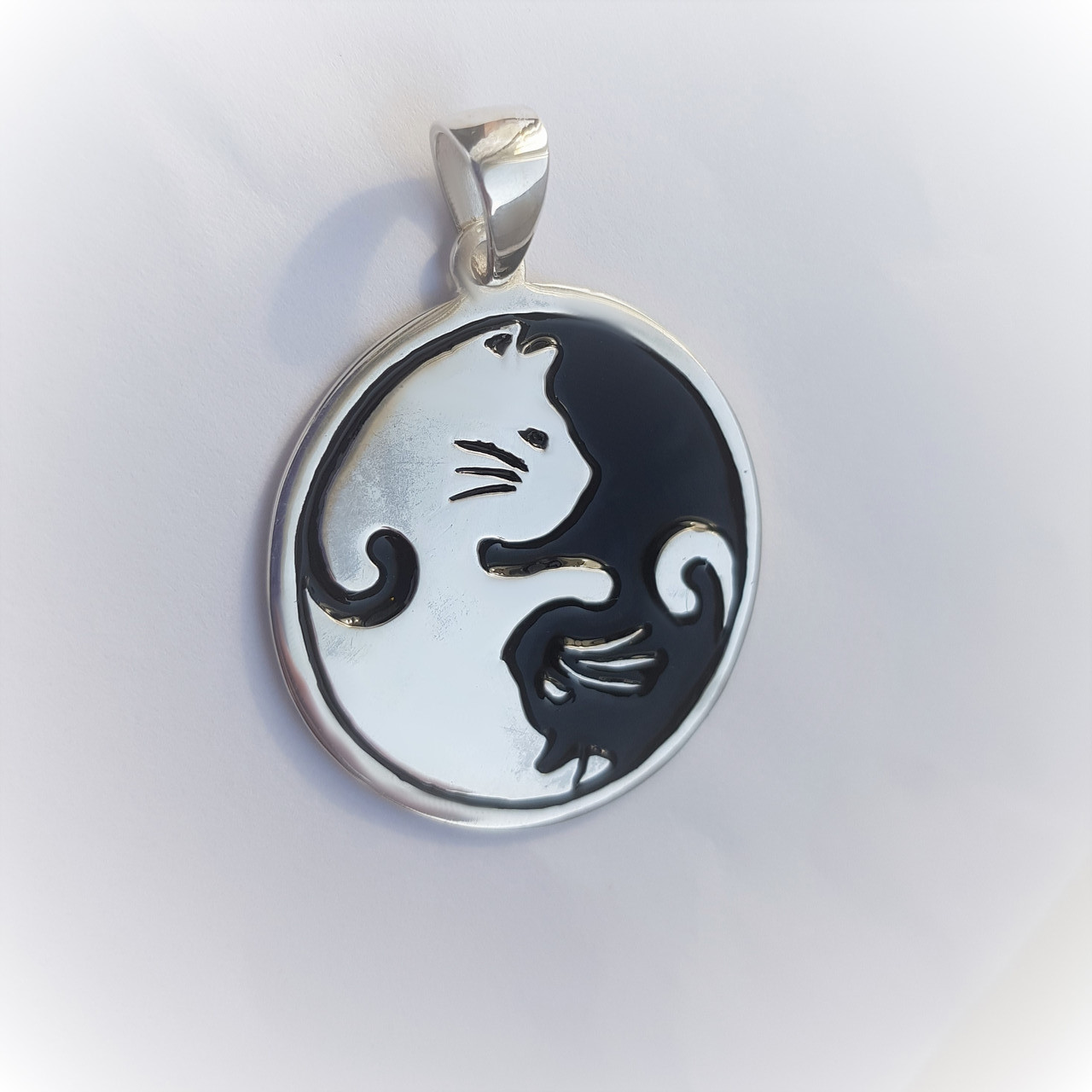 Інь Янь кошенят