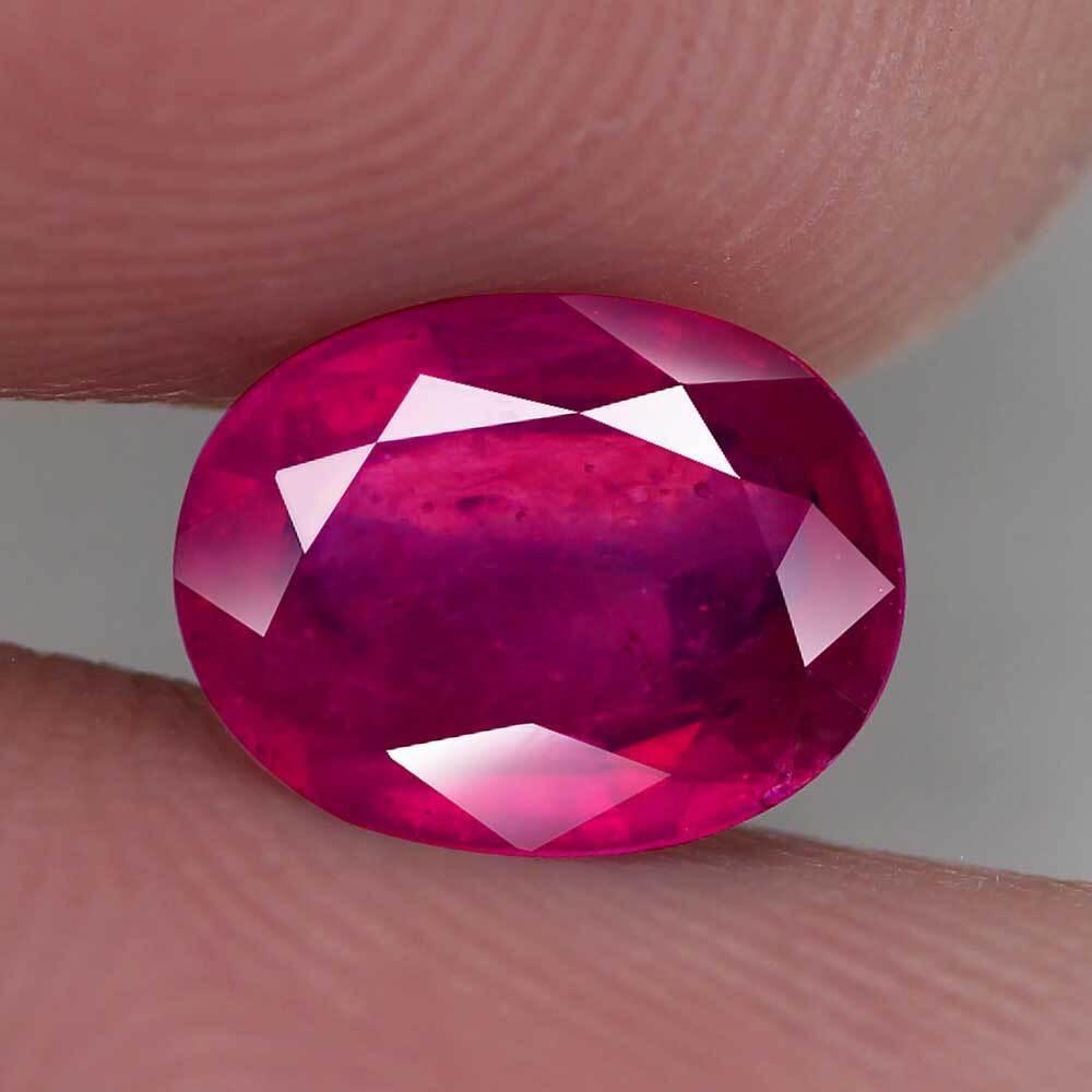 Рубін  2.53 Ct.  9.3 x 7.2 x 3.5 mm, фото 1