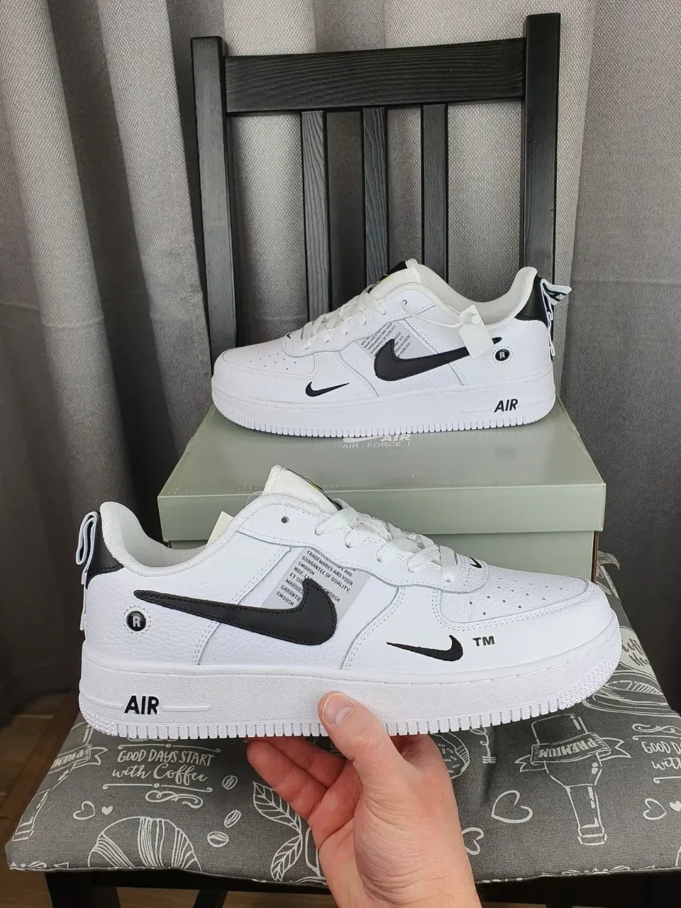 Nike Air Force 1 07 Low LV8 Ultra White 1 07