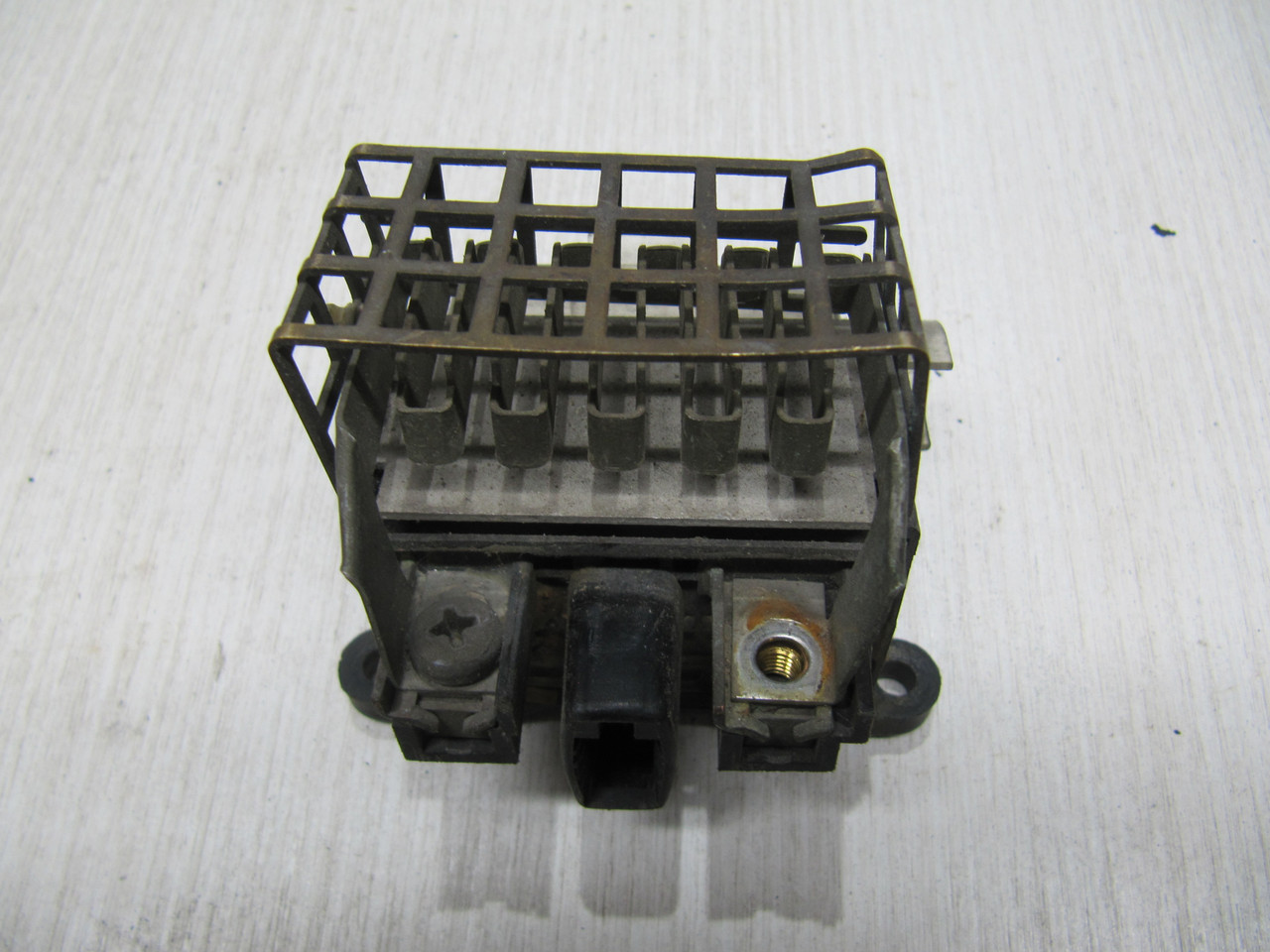 Реле Предохранитель Распределитель Реле Свечей Накала Пассат Б3 Б4 VW ...